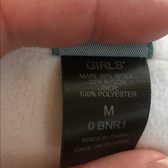 Cable knit hat - Picture 3 of 4